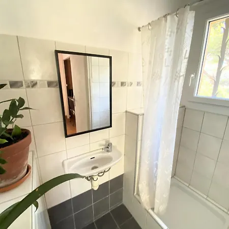 Evaluna Avec Piscine Et Vue Exceptionnelle Sur La Вилла Сен-Сир-сюр-Мер