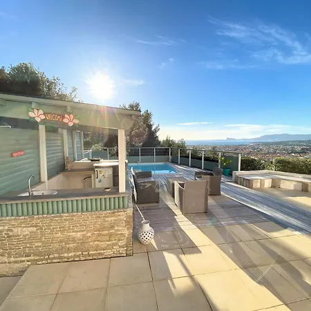 Evaluna Avec Piscine Et Vue Exceptionnelle Sur La וילה סן-סיר-סור-מר
